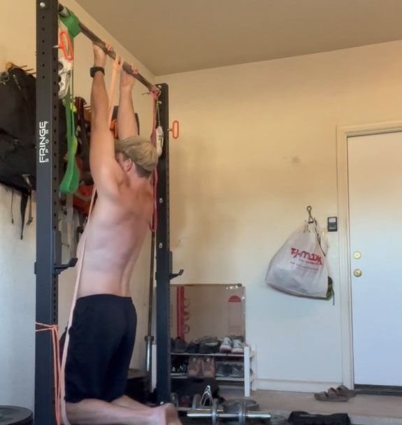 Bottom position of the band-assisted pull-up.